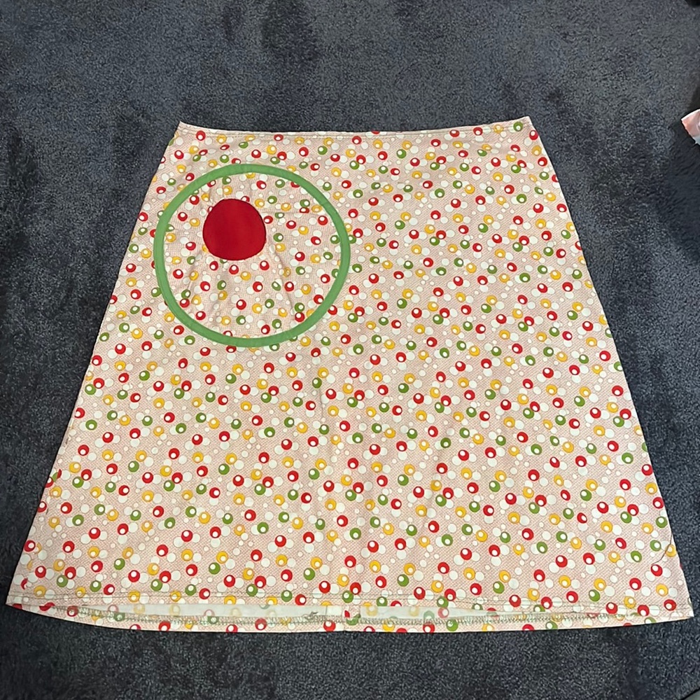 Olive 🫒 skirt- yeah an Olive skirt!